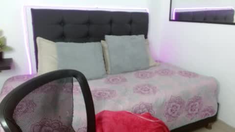 Snapshot of vannesweet_ chatting on 05.23.26 vane online show from 05.23.26