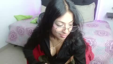 Snapshot of vannesweet_ chatting on 06.04.26 vane online show from 06.04.26