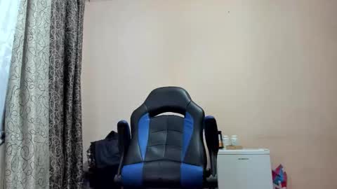 Snapshot of vano_822 chatting on 02.01.26 vano_822 online show from 02.01.26