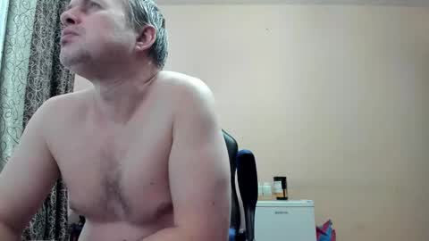 Snapshot of vano_822 chatting on 02.18.26 vano_822 online show from 02.18.26