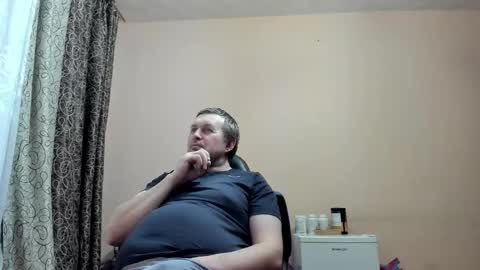 Snapshot of vano_822 chatting on 02.25.26 vano_822 online show from 02.25.26