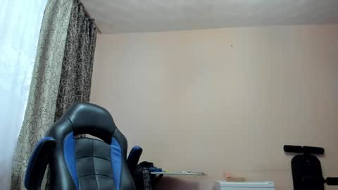Snapshot of vano_822 chatting on 04.25.26 vano_822 online show from 04.25.26