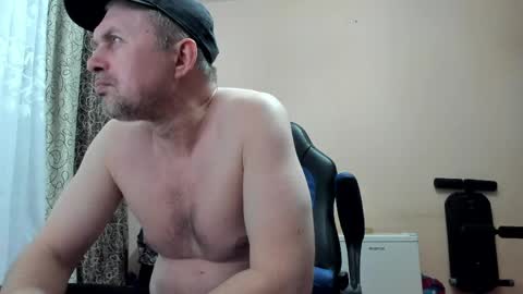 Snapshot of vano_822 chatting on 04.26.26 vano_822 online show from 04.26.26