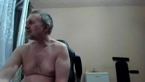 Snapshot of vano_822 chatting on 05.15.26 vano_822 online show from 05.15.26