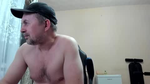 Snapshot of vano_822 chatting on 05.18.26 vano_822 online show from 05.18.26