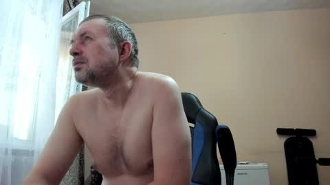 Snapshot of vano_822 chatting on 05.19.26 vano_822 online show from 05.19.26