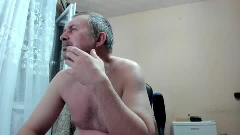 Snapshot of vano_822 chatting on 05.21.26 vano_822 online show from 05.21.26