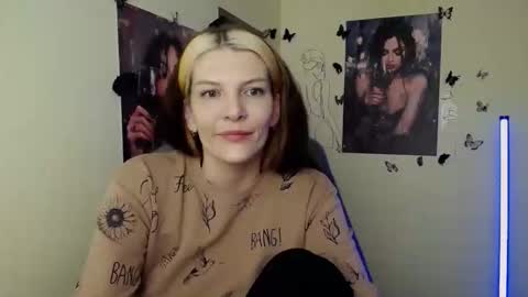 Snapshot of vanrey_ chatting on 04.25.26 Vanessa online show from 04.25.26