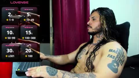 vanvelckan_ online show from 09.21.25