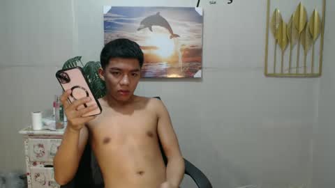 Snapshot of vanxxx2005 chatting on 12.14.24 vanxxx2005 online show from 12.14.24