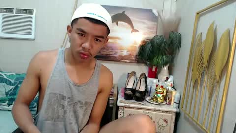 Snapshot of vanxxx2005 chatting on 02.24.25 vanxxx2005 online show from 02.24.25