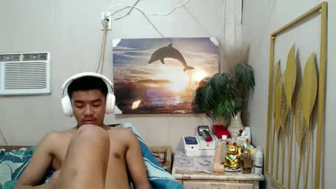 Snapshot of vanxxx2005 chatting on 02.25.25 vanxxx2005 online show from 02.25.25