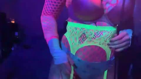 Snapshot of vapourbabe chatting on 02.02.25 vapourbabe online show from 02.02.25