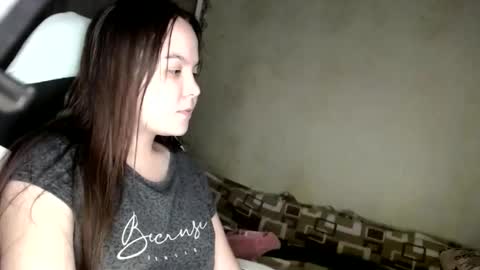 Var Kiss online show from 11.15.25