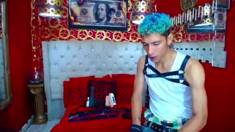 Snapshot of varonaesteban7 chatting on 07.04.26 Esteban online show from 07.04.26