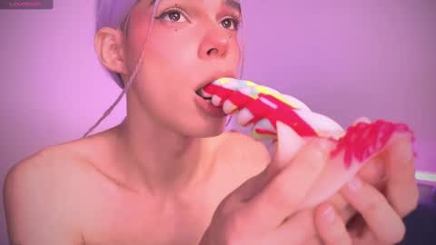  Varya Ferreira - independent model  online show from 03.12.25