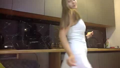 Snapshot of vasilisa189yy chatting on 07.13.26 ROSSE online show from 07.13.26