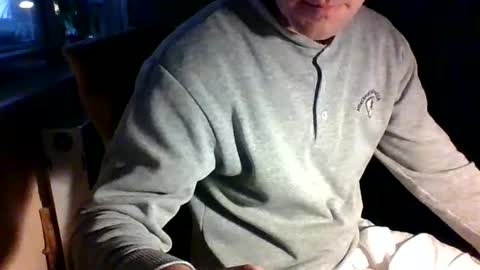 Snapshot of vasisexyi chatting on 12.30.24 Vasi Sexyi online show from 12.30.24