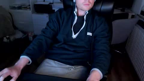 Snapshot of vaslo08 chatting on 05.06.26 Vaslo online show from 05.06.26