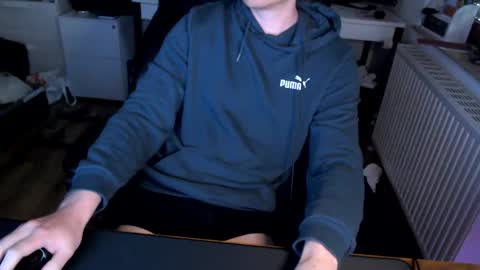 Snapshot of vaslo08 chatting on 05.11.26 Vaslo online show from 05.11.26