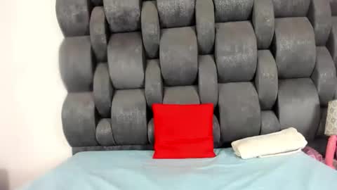 Aurora Cooper online show from 09.10.25