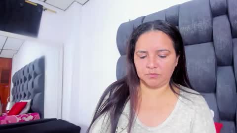 Aurora Cooper online show from 09.15.25