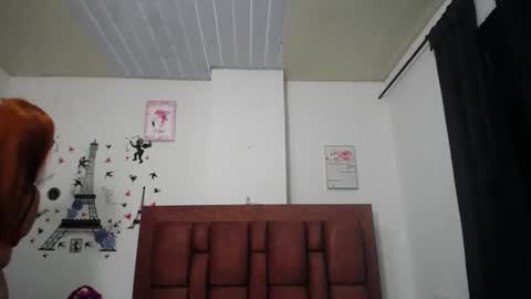 Aurora Cooper online show from 10.27.25