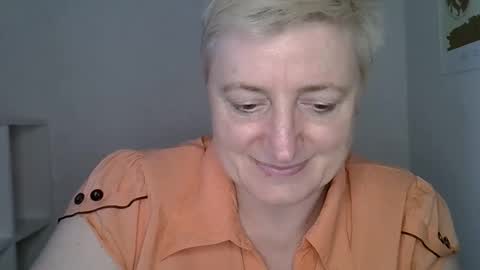 Snapshot of vea_motty chatting on 03.01.26 vea_motty online show from 03.01.26