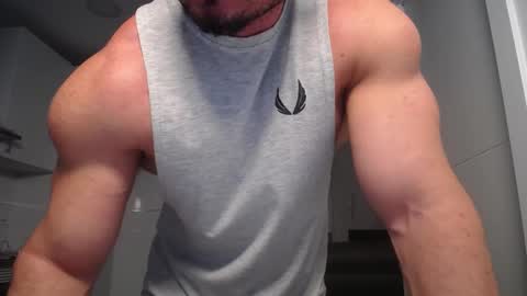 Snapshot of vecinito_ctb chatting on 02.20.25 Toni Martins online show from 02.20.25
