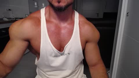 Snapshot of vecinito_ctb chatting on 09.18.25 Toni Martins online show from 09.18.25