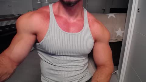 Snapshot of vecinito_ctb chatting on 09.25.25 Toni Martins online show from 09.25.25