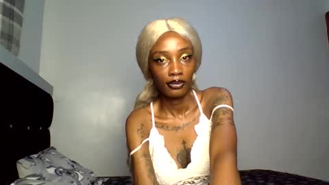 Snapshot of veegee7 chatting on 03.09.26 Luma online show from 03.09.26