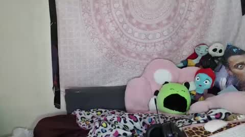 Veronica Lehane online show from 12.28.24