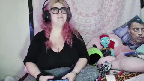 Veronica Lehane online show from 12.29.24