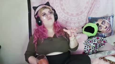 Veronica Lehane online show from 01.11.25