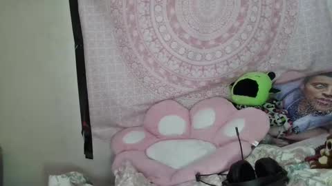 Veronica Lehane online show from 02.06.25