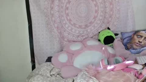 Veronica Lehane online show from 02.28.25