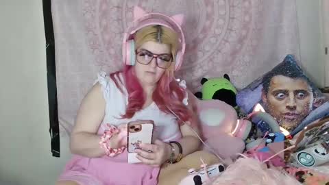 Veronica Lehane online show from 03.04.25