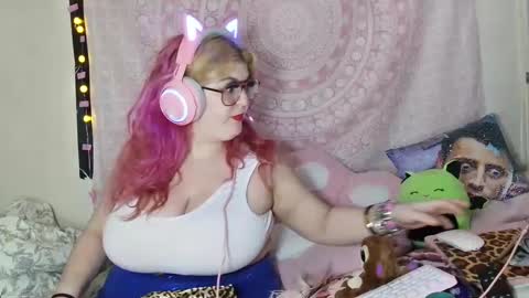 Veronica Lehane online show from 03.12.25