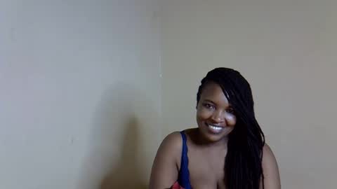 Snapshot of veesazii chatting on 12.19.25 veesazii online show from 12.19.25