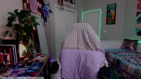 Violet Weatherbee online show from 12.23.24