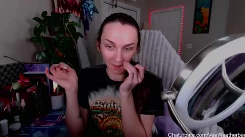 Violet Weatherbee online show from 01.03.25