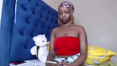 Snapshot of veey_dellah chatting on 05.07.26 veey online show from 05.07.26