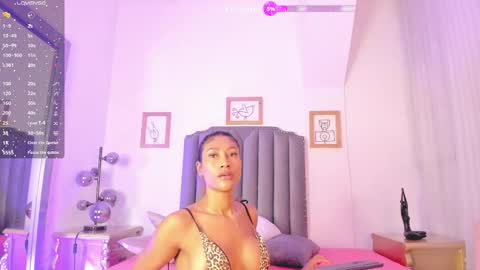 Snapshot of vega__16 chatting on 10.09.25 online show from 10.09.25