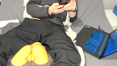 D online show from 02.03.25