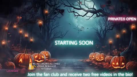 Snapshot of vegas_romance chatting on 10.14.25 vegas_romance online show from 10.14.25