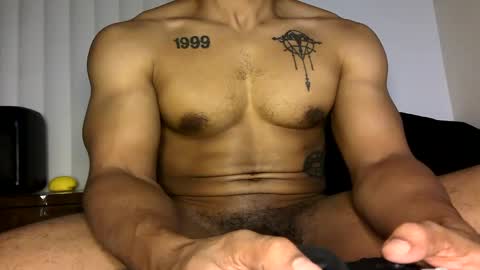 Vegas Love online show from 10.03.25