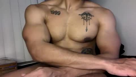 Vegas Love online show from 12.18.25