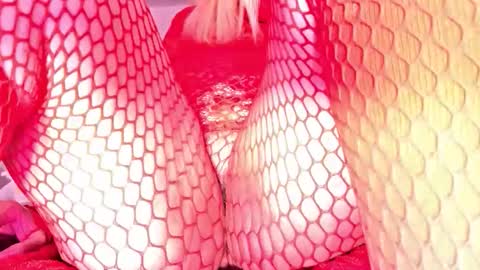 Vehe Veun online show from 12.18.25