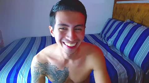Snapshot of velk_hot1 chatting on 04.17.26 velk_hot1 online show from 04.17.26